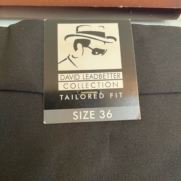 New Men’s JoS. A. Bank Leadbetter Tailored Fit Dress Shorts Size 36 
Color Black - Picture 4 of 9